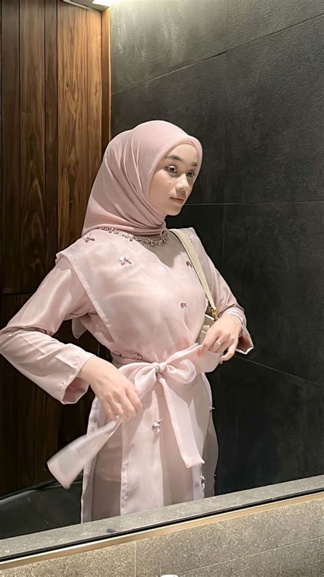 Pin By Tyraa On Ravalsaa Stylish Dress Book Hijabi Fashion Casual