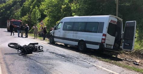 Kastamonu da motosiklet minibüs ile çarpıştı 1 ölü Bursa Hakimiyet