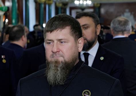 Chechen Leader Meets Russias Putin Offers More Troops For Ukraine