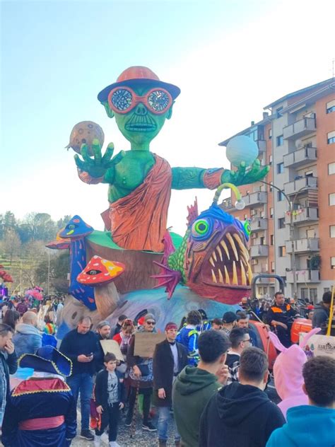 Carnevale A Pontecorvo Il Carro TomorrowLand Vince La 72esima Edizione