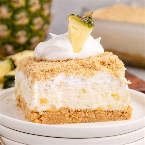 No Bake Pineapple Dream Dessert ⋆ Real Housemoms