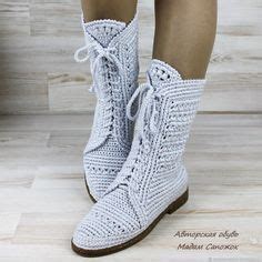 Обувь ручной работы. | Crochet shoes, Crochet boots, Shoe laces