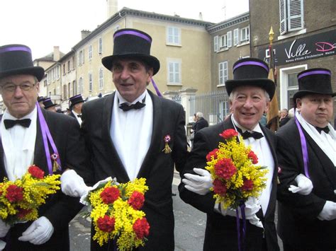 Villefranche Sur Saone Charte Des Conscrits Le Comportement Du