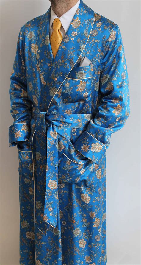 Classic Dressing Gown For Man In 100 Printed Satin Silk With Satin Piping