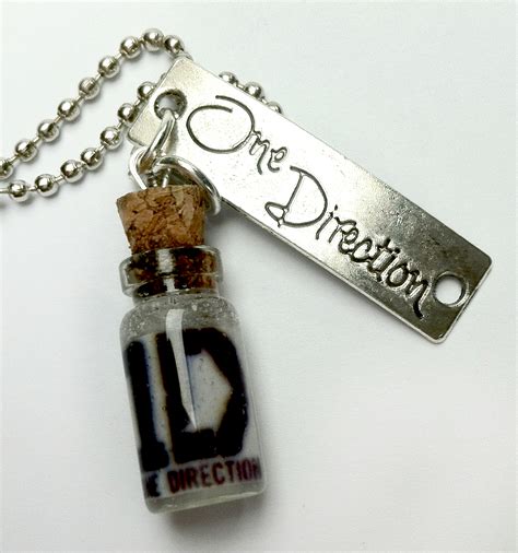 One Direction Necklace. on Luulla