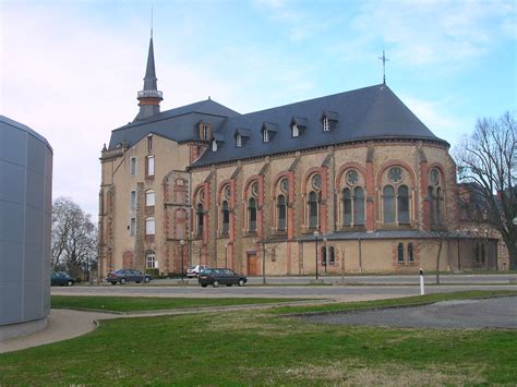 chapelle du château de Bellevue YZEURE FR03 jean louis Zimmermann