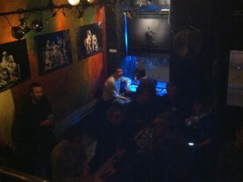 10 Gay Bars In Paris Bars And Pubs Time Out Paris