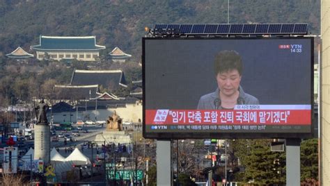 朴대통령 3차 담화 시민들 “또 책임전가 촛불에 기름” 일부 “하야 뜻 지켜보자” 서울신문