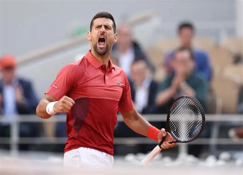 McEnroe culpa a la organización de Roland Garros por la lesión de Novak