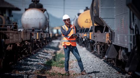 Reasons Why Railroad Track Maintenance Is Important Northern Rail