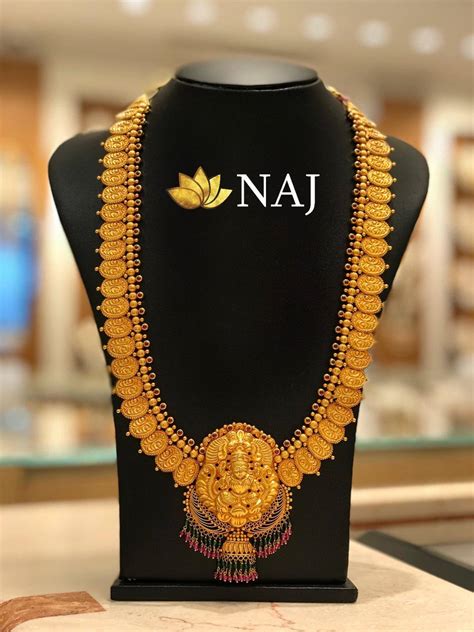 21 Most Beautiful Traditional Gold Necklace And Haram Designs • South India Jewels