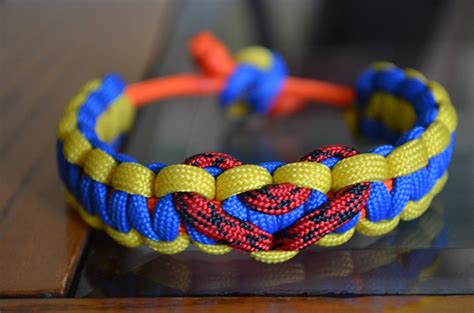 How To Adjustable Paracord Bracelet 10 Steps With Pictures