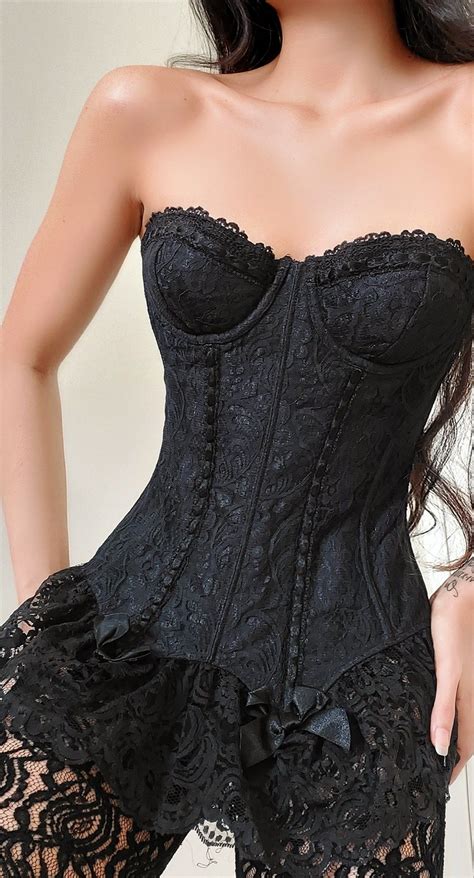 Pin By April Jean Reflection On Corsets Vintage Victorian Corsets In