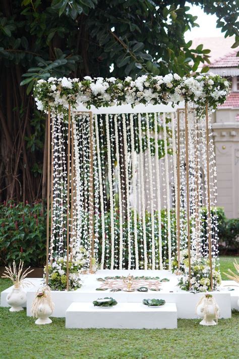 Traditional Poruwa Outdoor Wedding Decorations Wedding Stage