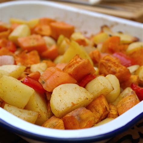 Patates douces rôties sauce tomate et feta