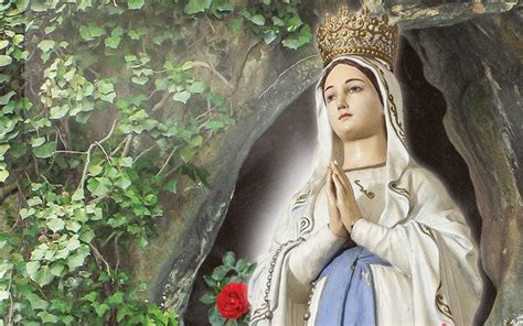 Invoca Es A Nossa Senhora De Lourdes