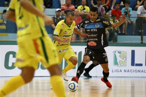 Copagril E Pato Empatam Pela Liga Nacional De Futsal Lnf