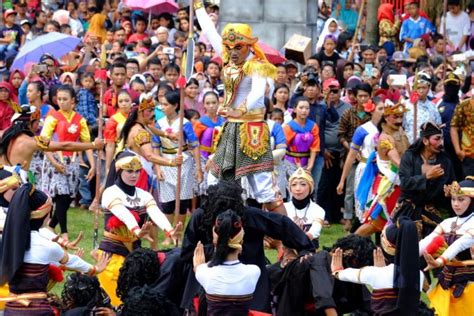 Tari Kolosal Hadirkan Sejarah Kota Magelang Dalam Grebeg Gethuk