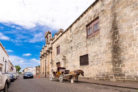 Visita Guiada Por La Ciudad Colonial De Santo Domingo