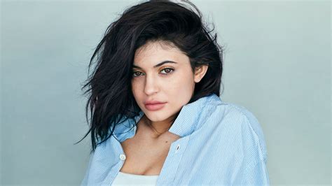 Kylie Jenner Allure Wallpaperhd Celebrities Wallpapers4k Wallpapers