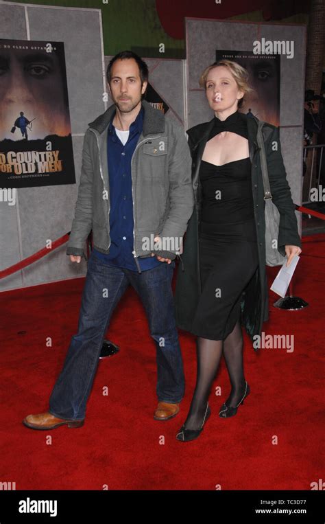 LOS ANGELES, CA. November 05, 2007: Julie Delpy & Marc Streitenfeld at ...