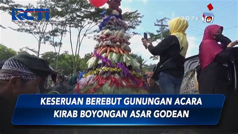 Warga Berebut Gunungan Acara Kirab Boyongan Pedagang Pasar Godean Di