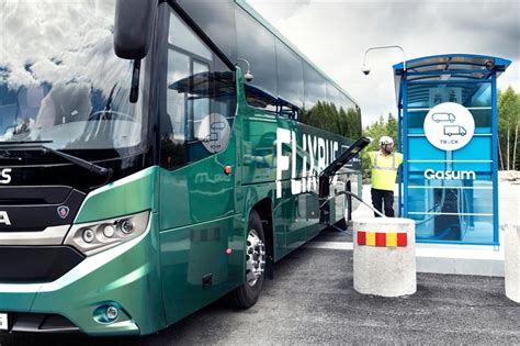 Premiere For The First International Biogas Bus