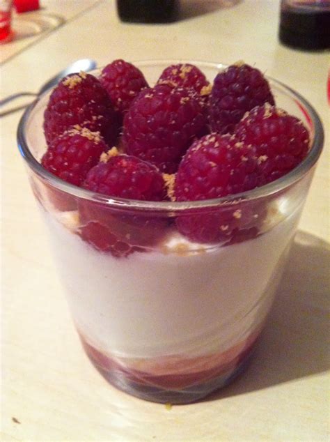 Les P Tites Recettes De Mastinette Mousse De Fromage Blanc Sur Coulis