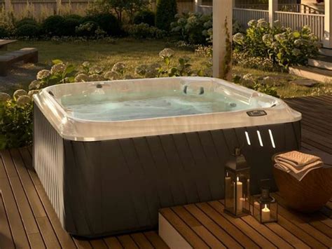 J Full Size Hot Tub With Seven Seating Options Patriot Pool Spa