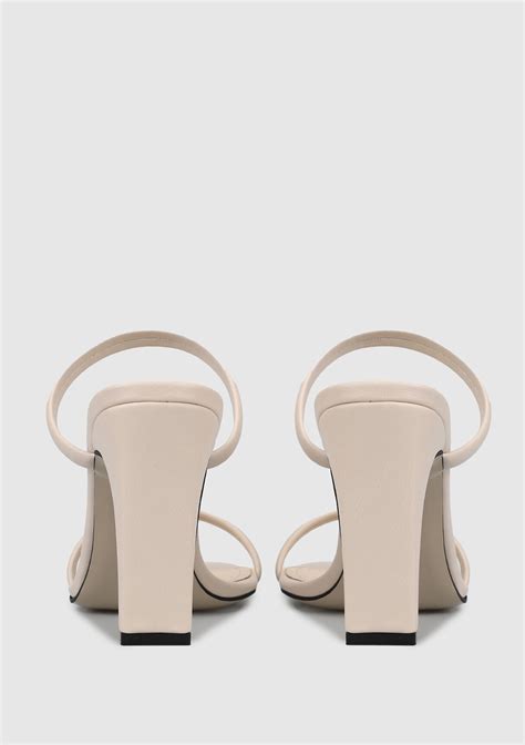 Provoq Nude Kad N Terlik