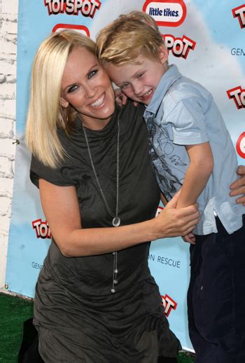 Jenny Mccarthy Tells All New Late Night Show Dating And Motherhood