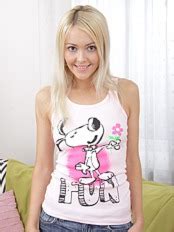 Porn Model Logan Bella