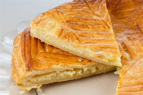 Galette Des Rois Traditionnelle Frangipane La F Ve Tonka