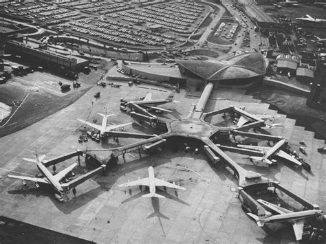 Photos Show An Abandoned Jfk Airport Terminal’s Transformation From A Futuristic 1960s Icon