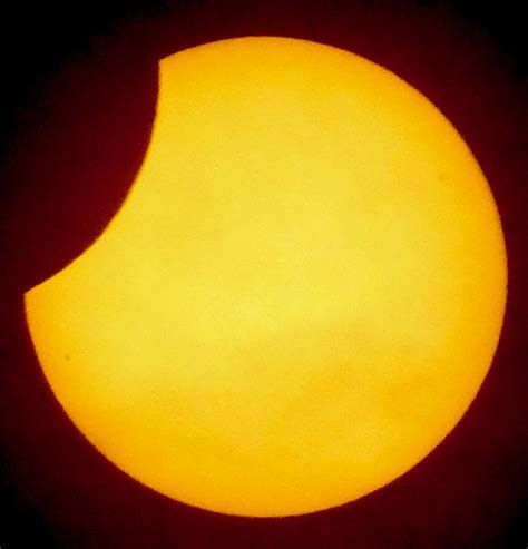 Eclipse Du Soleil Du 25 Octobre 2022