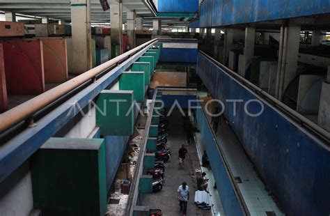 Rencananya Revitalisasi Pasar Tanah Abang Blok G Antara Foto