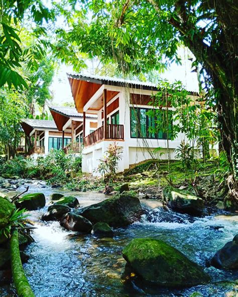 Riverside Nature Retreat In Janda Baik With A Deer Farm And A Jacuzzi