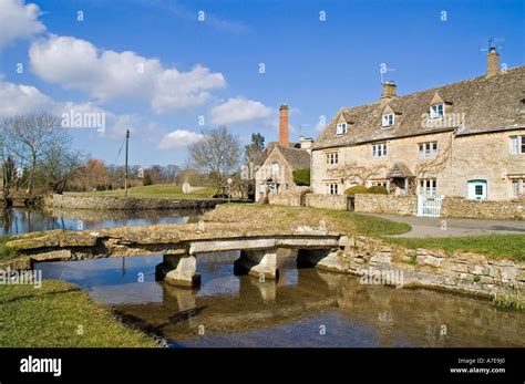 LOWER SLAUGHTER - RIVER EYE Stock Photo - Alamy