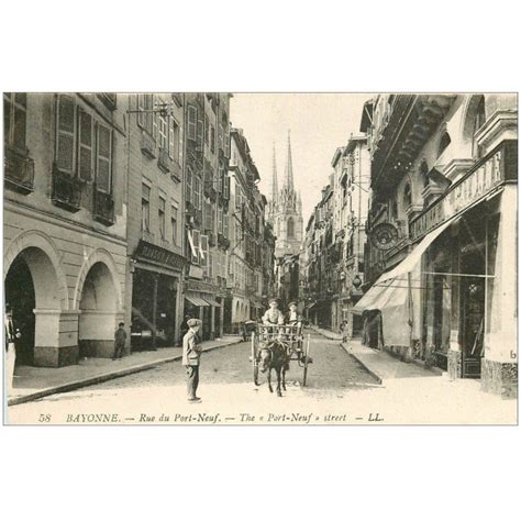 Carte Postale Ancienne 64 BAYONNE Rue Du Pont Neuf Attelage Et