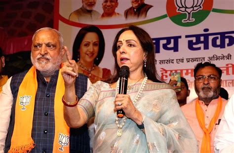 Bjp Mp And Actress Hema Malini During The Municipal Election Campaign