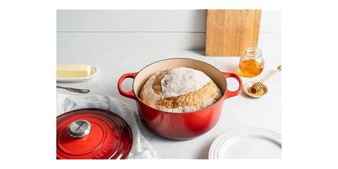 Le Cruset Le Cruset Sig 55 Red Le Creuset Enameled Cast I