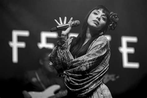 Mon Laferte anuncia concierto en Bogotá en el marco de su gira