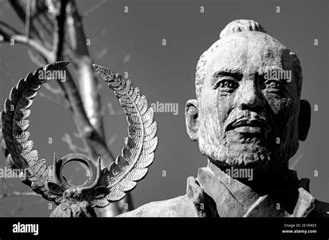 Statue of ieyasu tokugawa Black and White Stock Photos & Images - Alamy