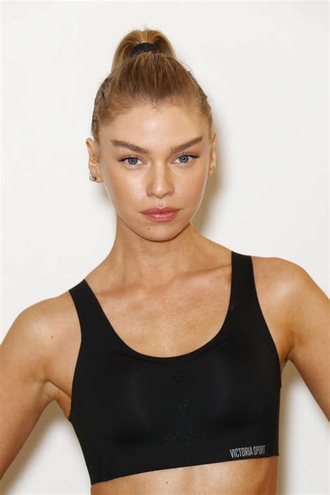 Model Crush Stella Maxwell For Train Like An Angel