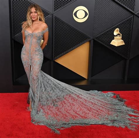 De Lady Gaga A Karol G Las Mejor Vestidas De La Alfombra Roja De Los