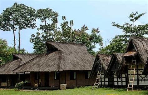 Berkunjung Ke Kampung Budaya Sindangbarang Paling Tua Di Bogor