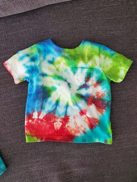 How To Tie Dye — A Beginner’s Guide Balancing The Busy