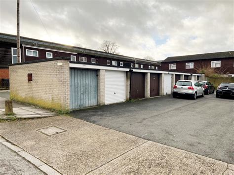 Lot 4 Auction 247 Six Vacant Freehold Garages With Land