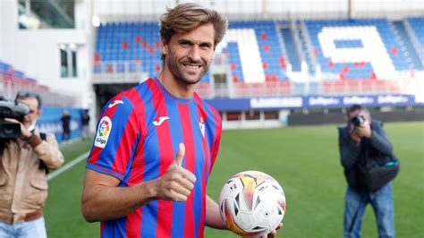 Fernando Llorente Vuelve Al F Tbol Espa Ol A Jugar En Eibar