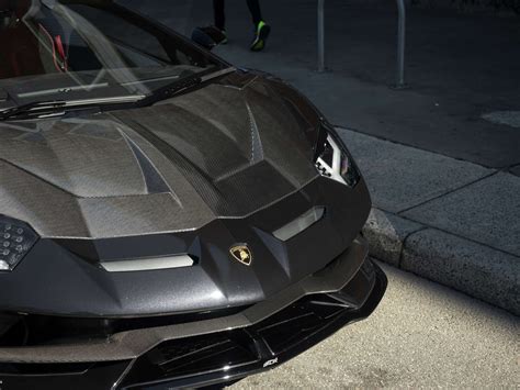 Lamborghini Aventador SVJ - Perth Super Car Hire